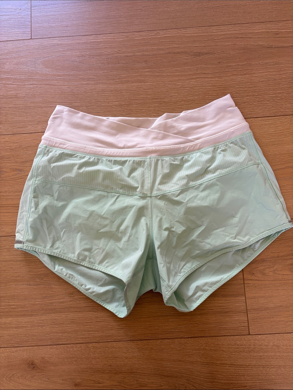 Lululemon Women's Mint Green Shorts
